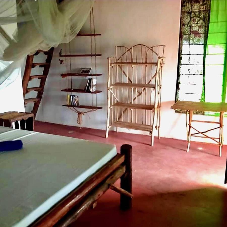 Kilimani House Bed & Breakfast Нунгви Екстериор снимка